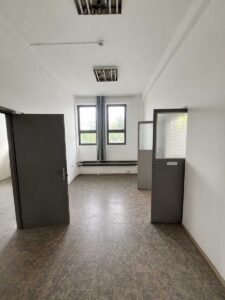 Polygon - Kiadó Ipari egységek Budapest XVI. kerület, újszász utca - Ikarus telep